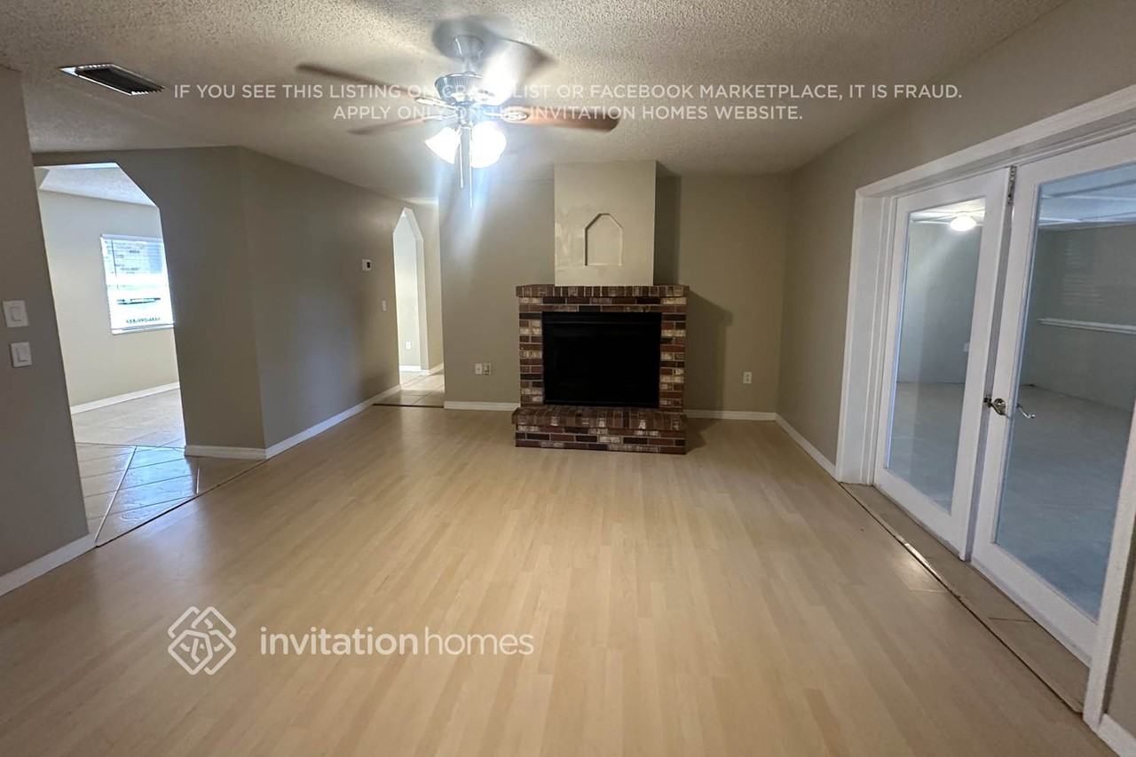 6433 Swallow Hill Dr - Photo 2 of 18