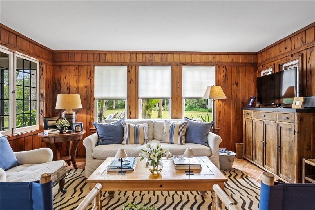 1935 Quay Dock Rd - Photo 7 of 36