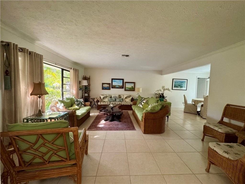 1946 Surfside Ter - Photo 6 of 36