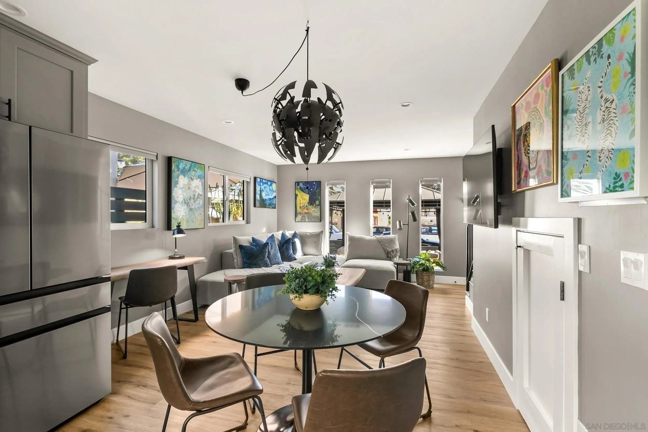 1020 Beryl St - Photo 4 of 33