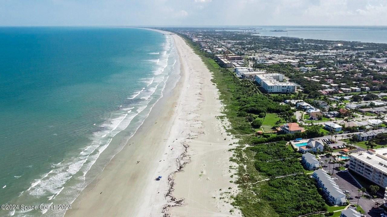 1004 Ocean Park Ln Unit 105 #105 - Photo 3 of 44