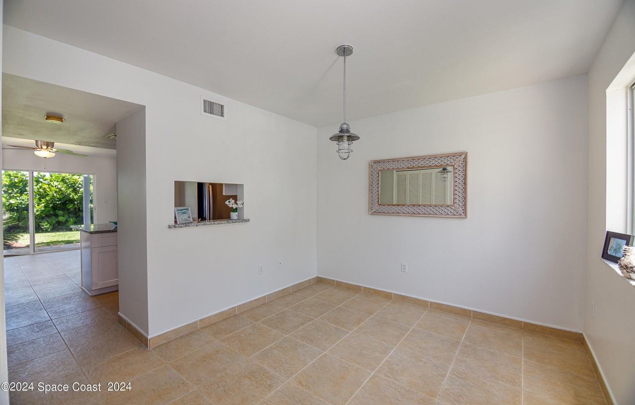 1004 Ocean Park Ln Unit 105 #105 - Photo 5 of 44