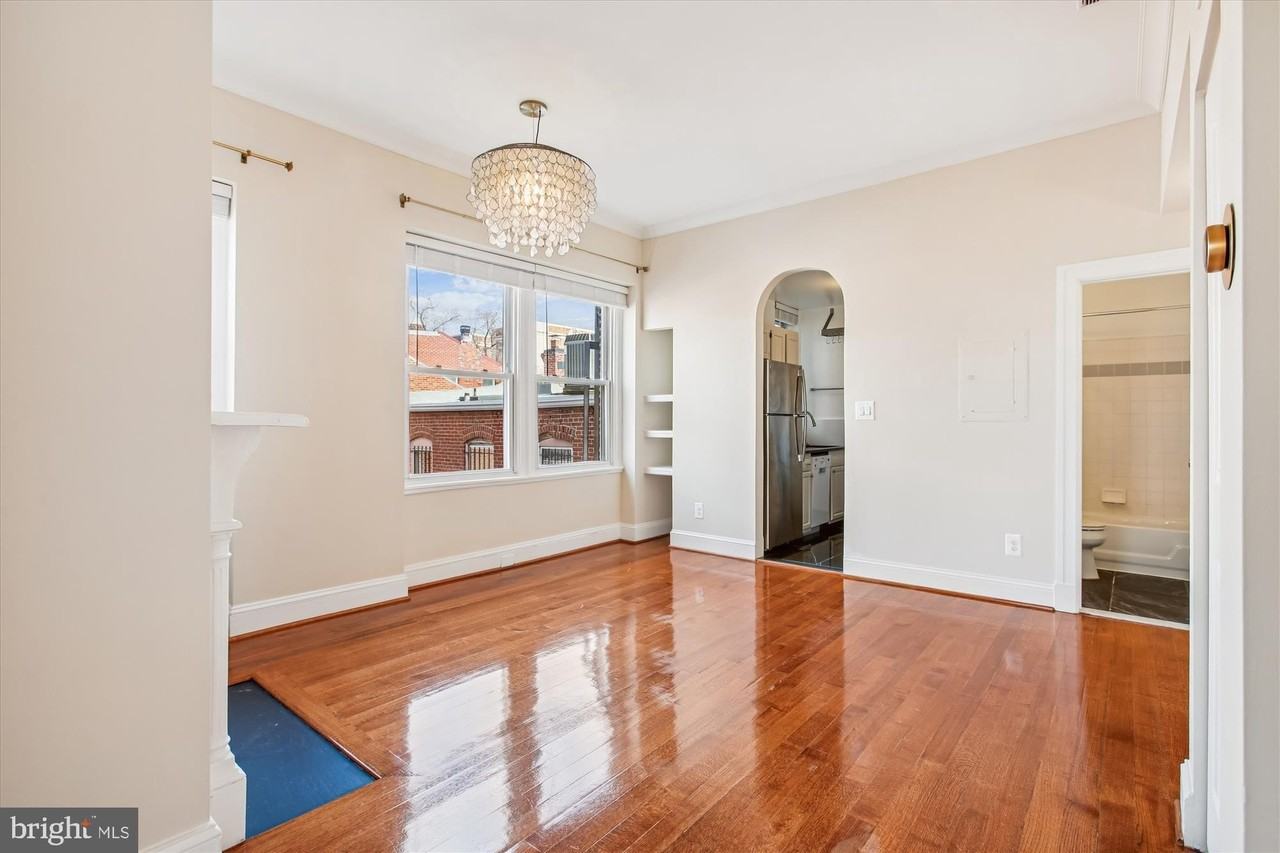 2008 16th St Nw Apt 402 #402 - Photo 5 of 34