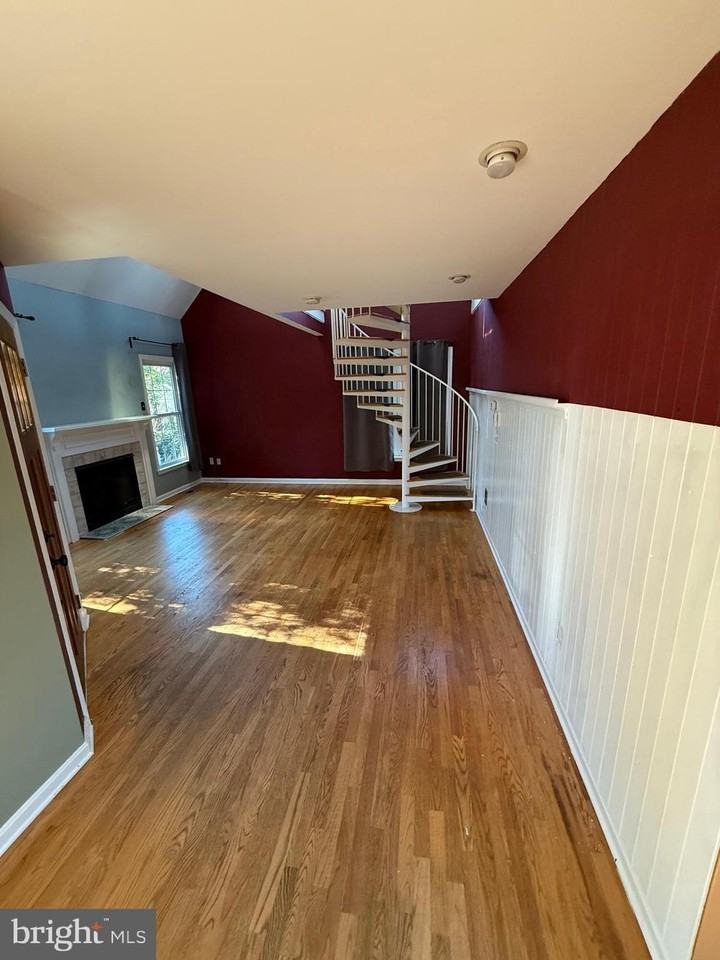 17 Elm Road - Photo 3 of 17