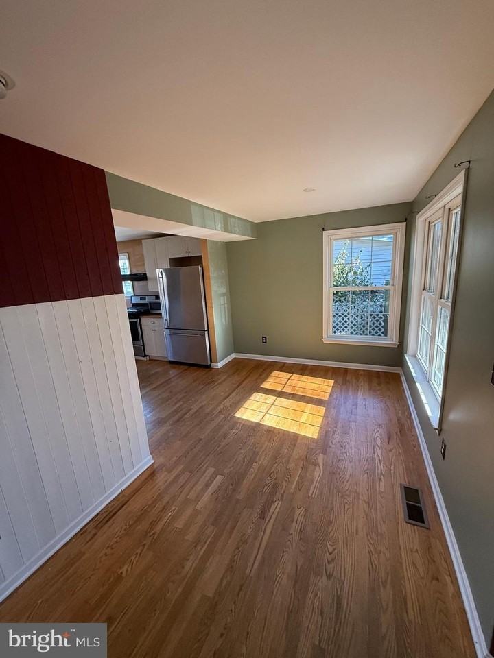 17 Elm Road - Photo 4 of 17