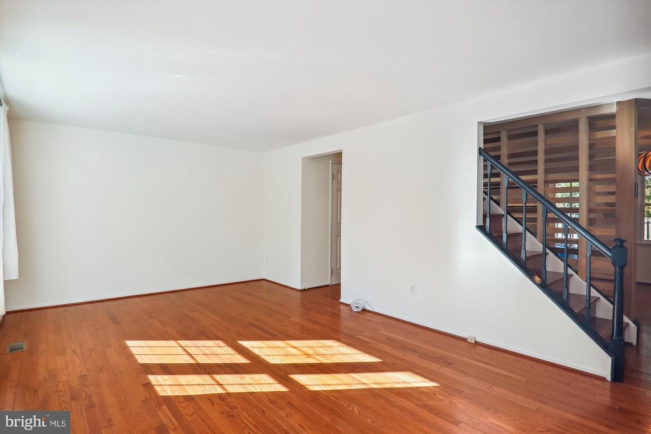 12124 Bentridge Place - Photo 4 of 20