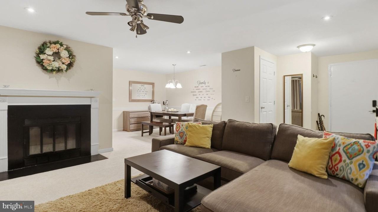 13201 Chalet Pl Unit 9-202 #9-202 - Photo 3 of 28