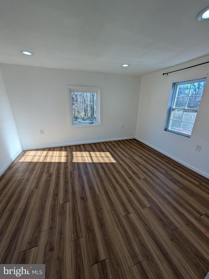 20001 New Hampshire Ave - Photo 7 of 19