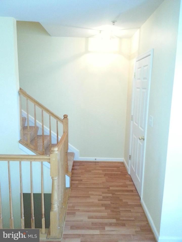 2060 University Boulevard West #6 - Photo 5 of 29