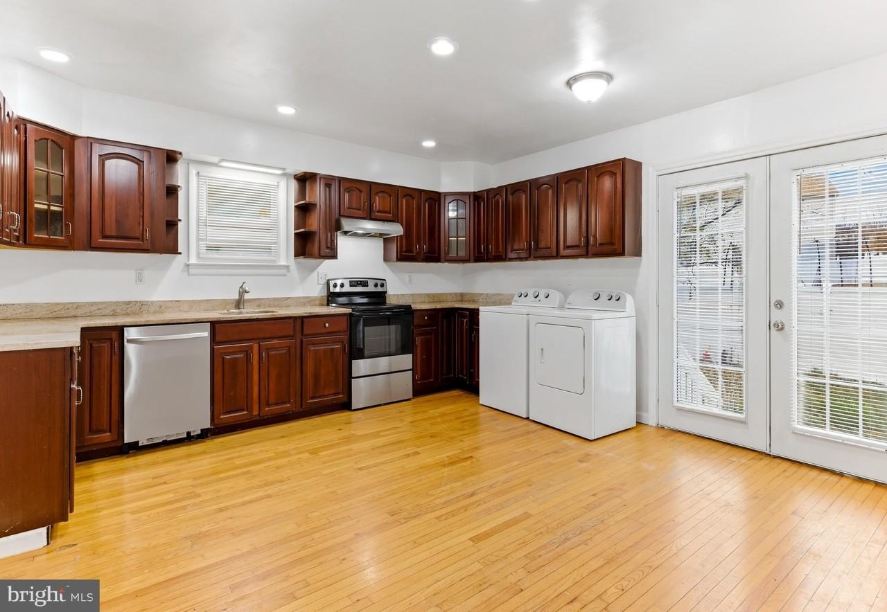 107 River Road Dr - Photo 3 of 16