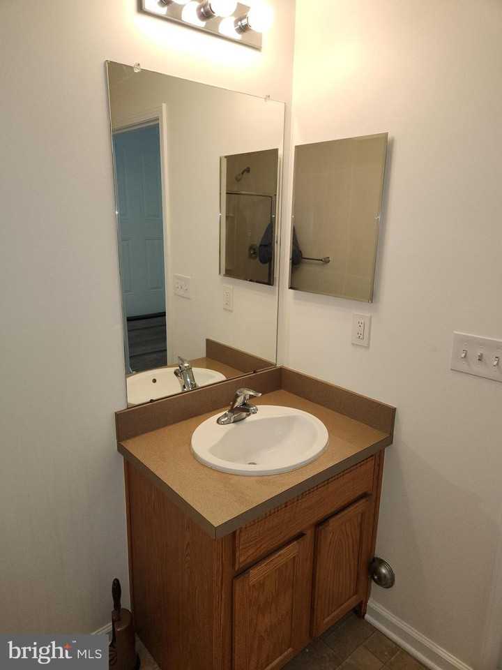 1038 Lamberton Street - Photo 6 of 17