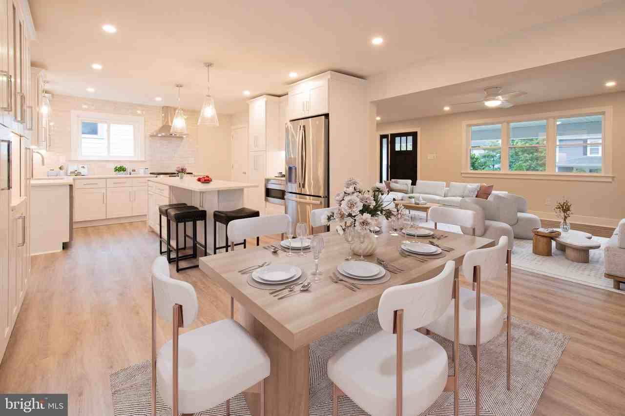 21 Manor Rd - Photo 3 of 35