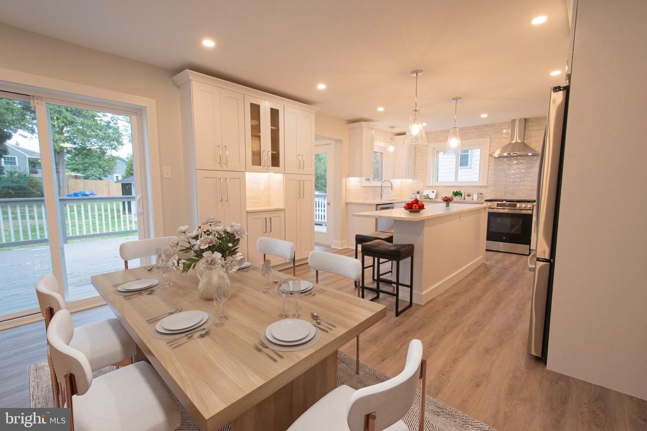 21 Manor Rd - Photo 4 of 35