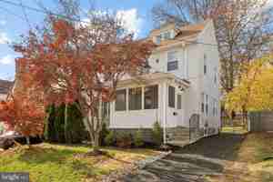 featured image of 2110 Bellemead Avenue