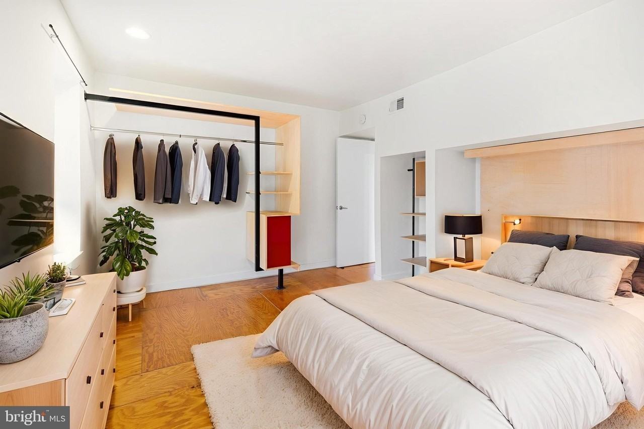 1301 N 6th St Apt 3 #3 - Photo 2 of 25