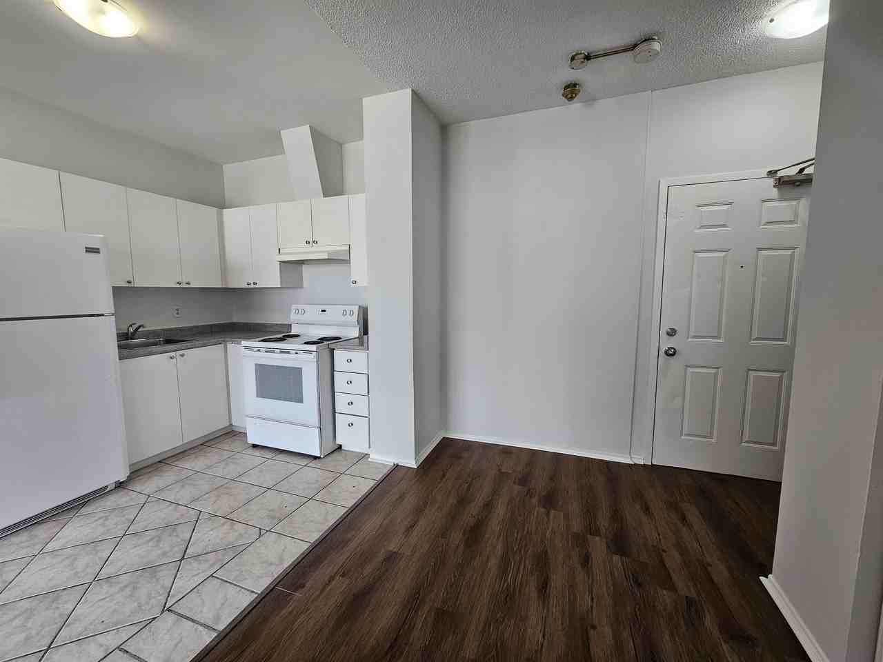 1801 Eglinton Avenue West ##302 - Photo 6 of 15