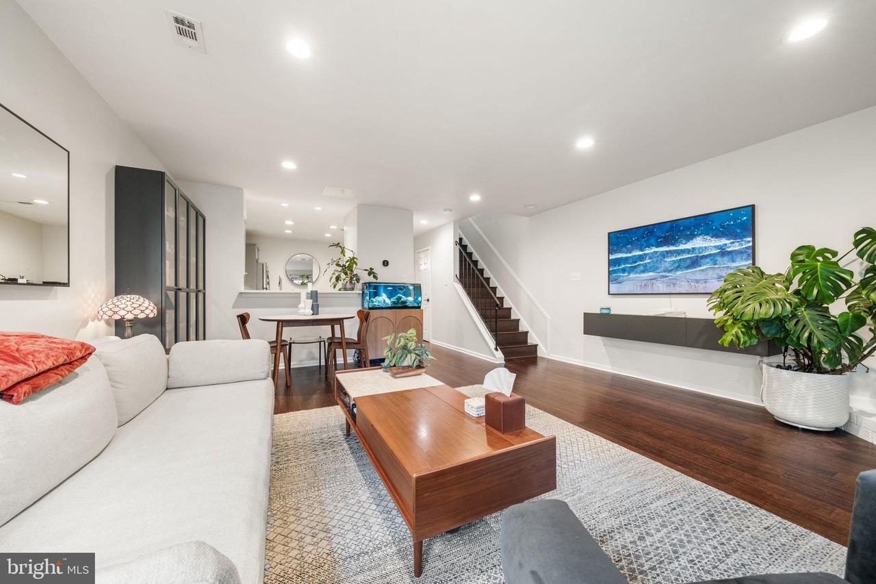 907 South Rolfe Street #1A - Photo 6 of 36