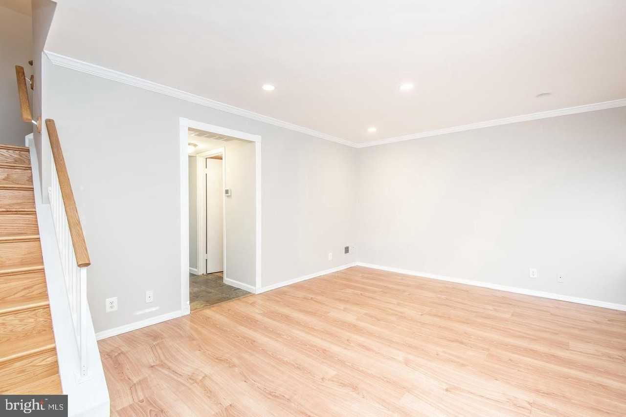 2618 Glengyle Drive #100 - Photo 4 of 21