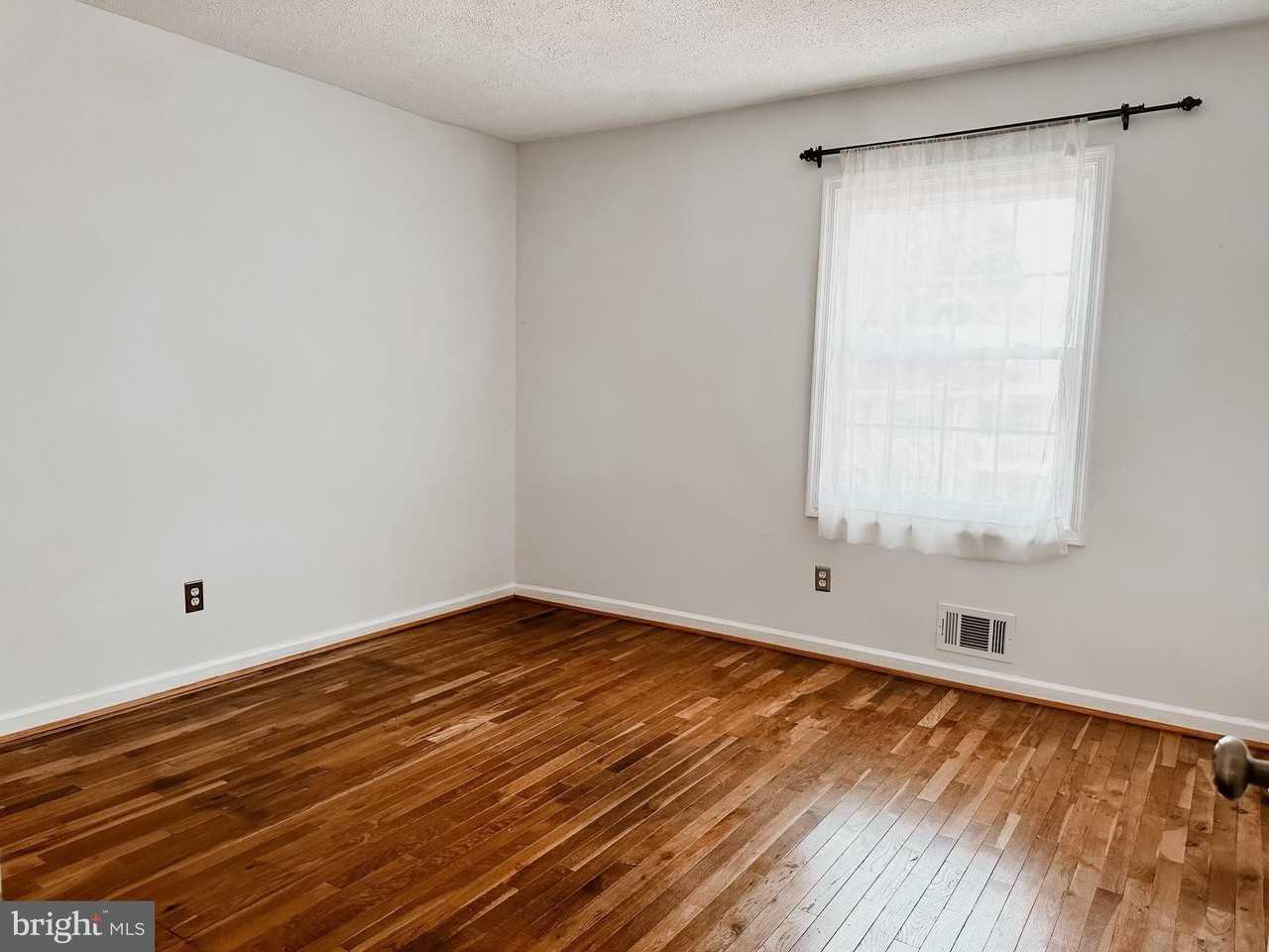 8317 Kingsgate Rd Unit 517 #517 - Photo 3 of 14