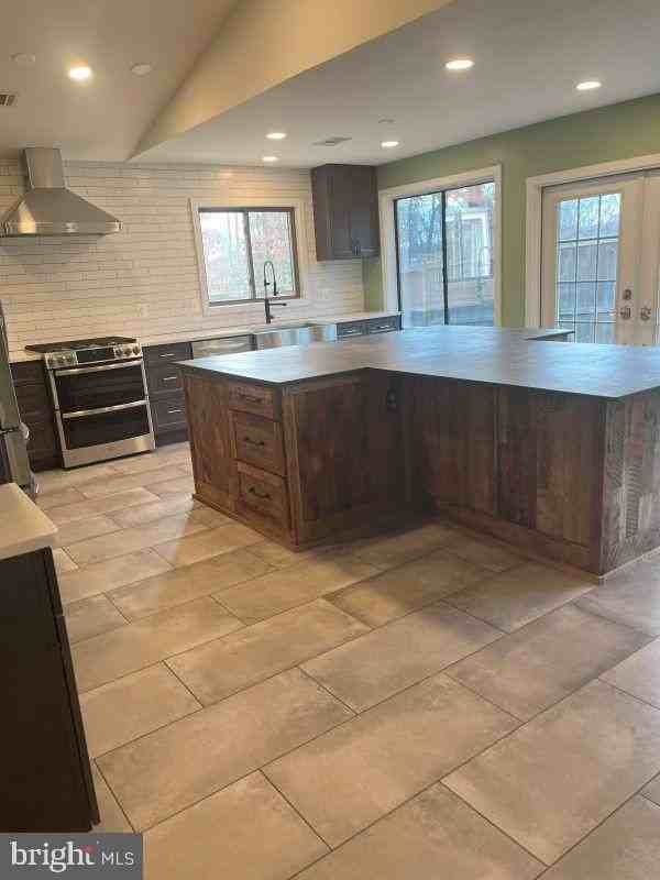 10401 Pearl St - Photo 2 of 20