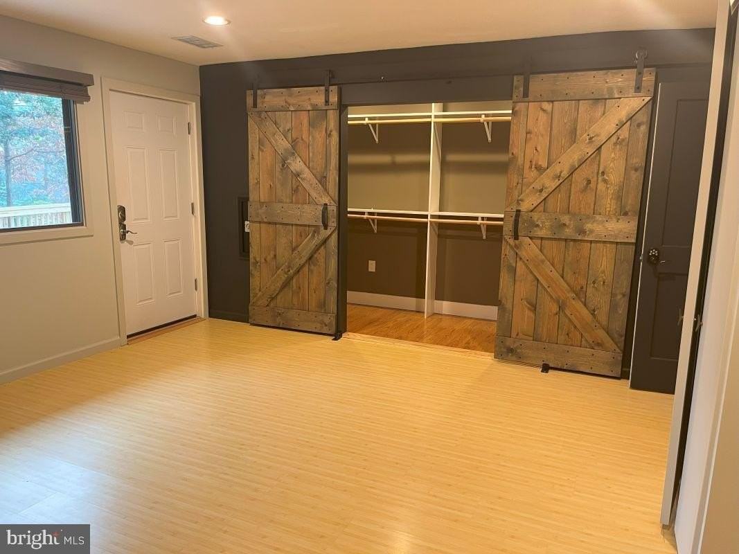 10401 Pearl St - Photo 5 of 20