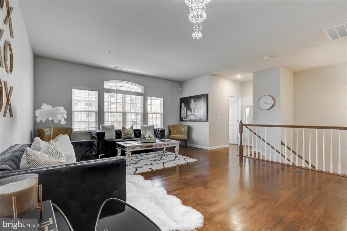 3550 Briarwood Dr - Photo 6 of 26