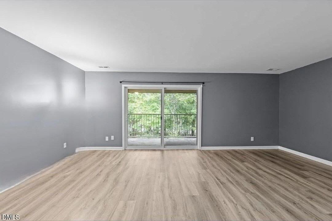 1295 Schaub Dr - Photo 4 of 19