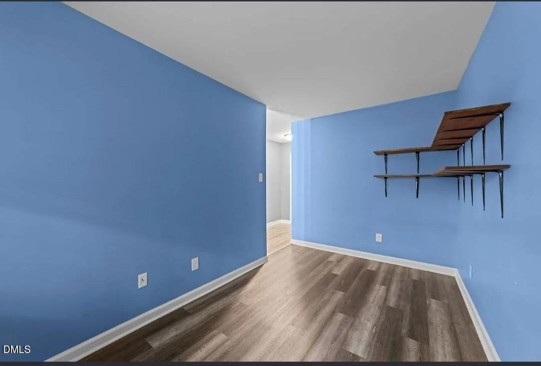 1295 Schaub Dr - Photo 6 of 19