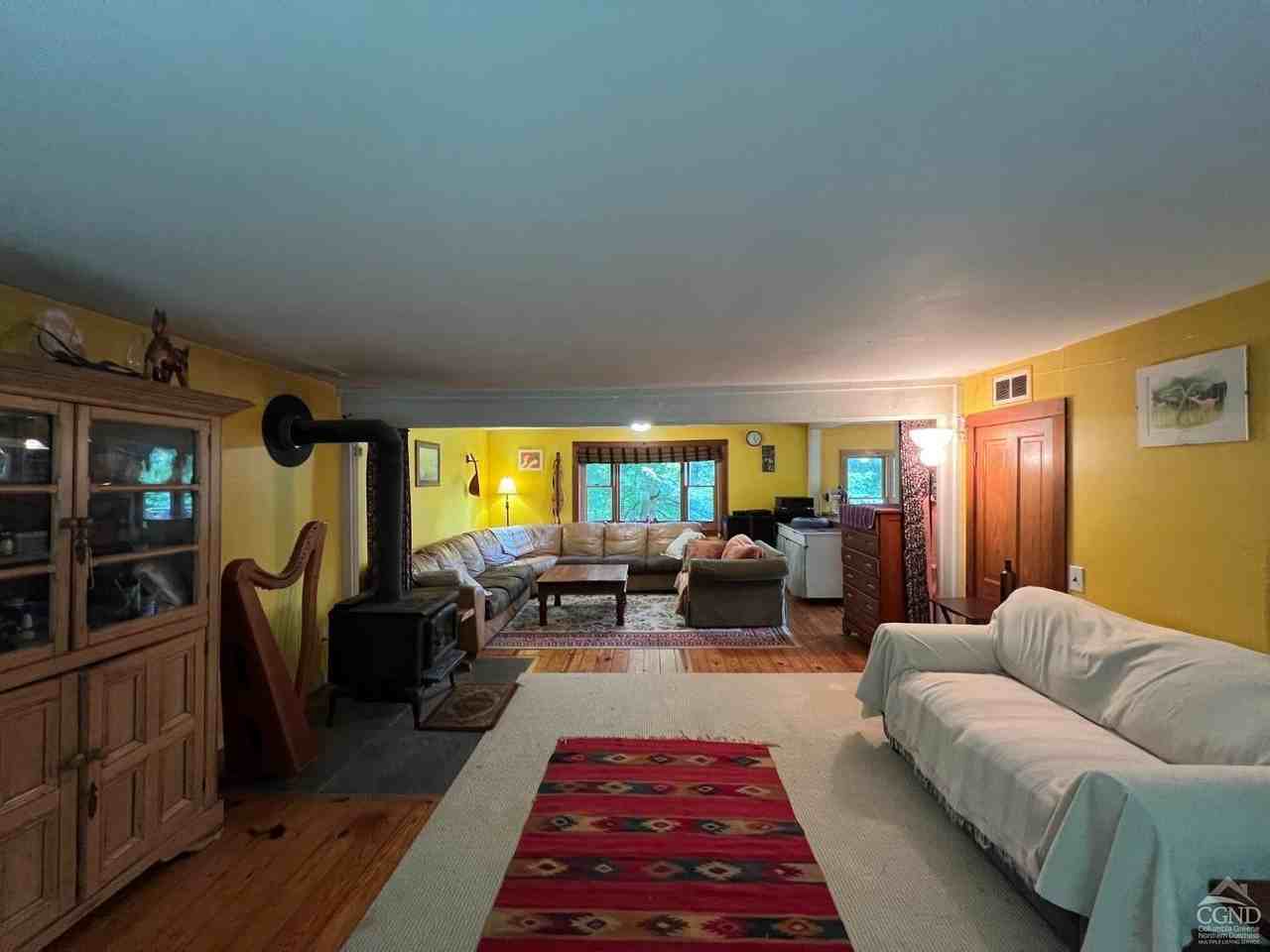 765 Harlemville Road - Photo 4 of 18