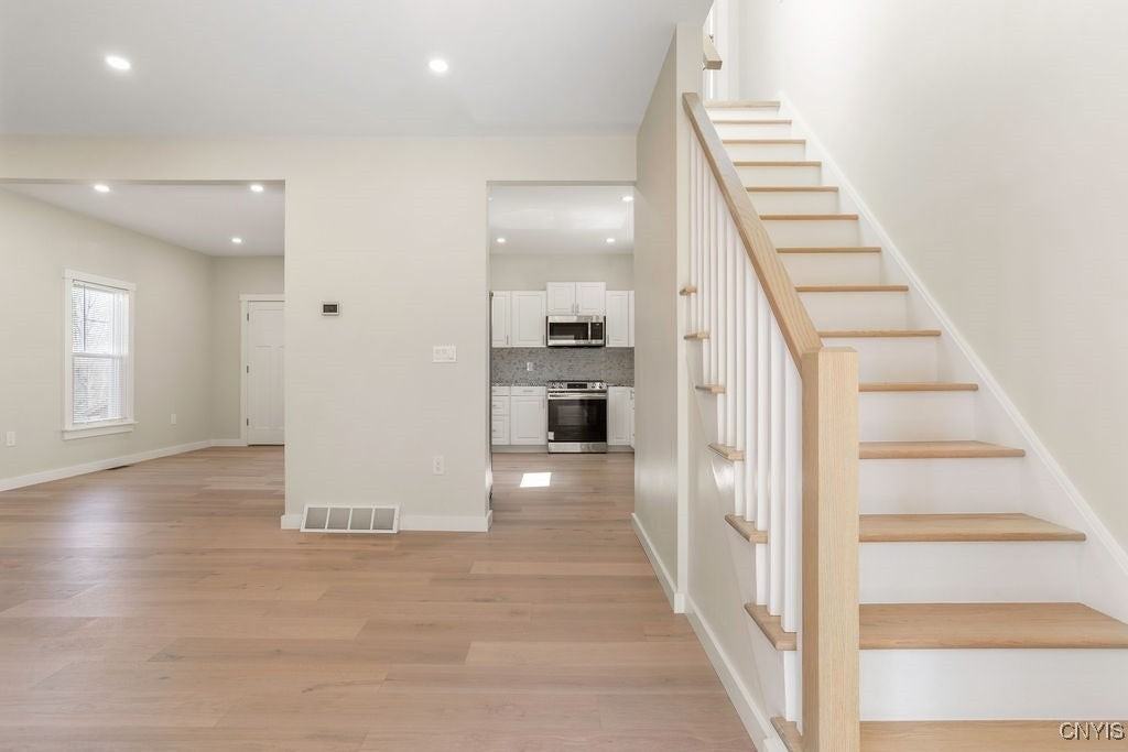 48 North St - Photo 3 of 42