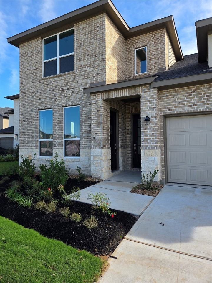 Riley Heights Drive - Photo 2 of 32