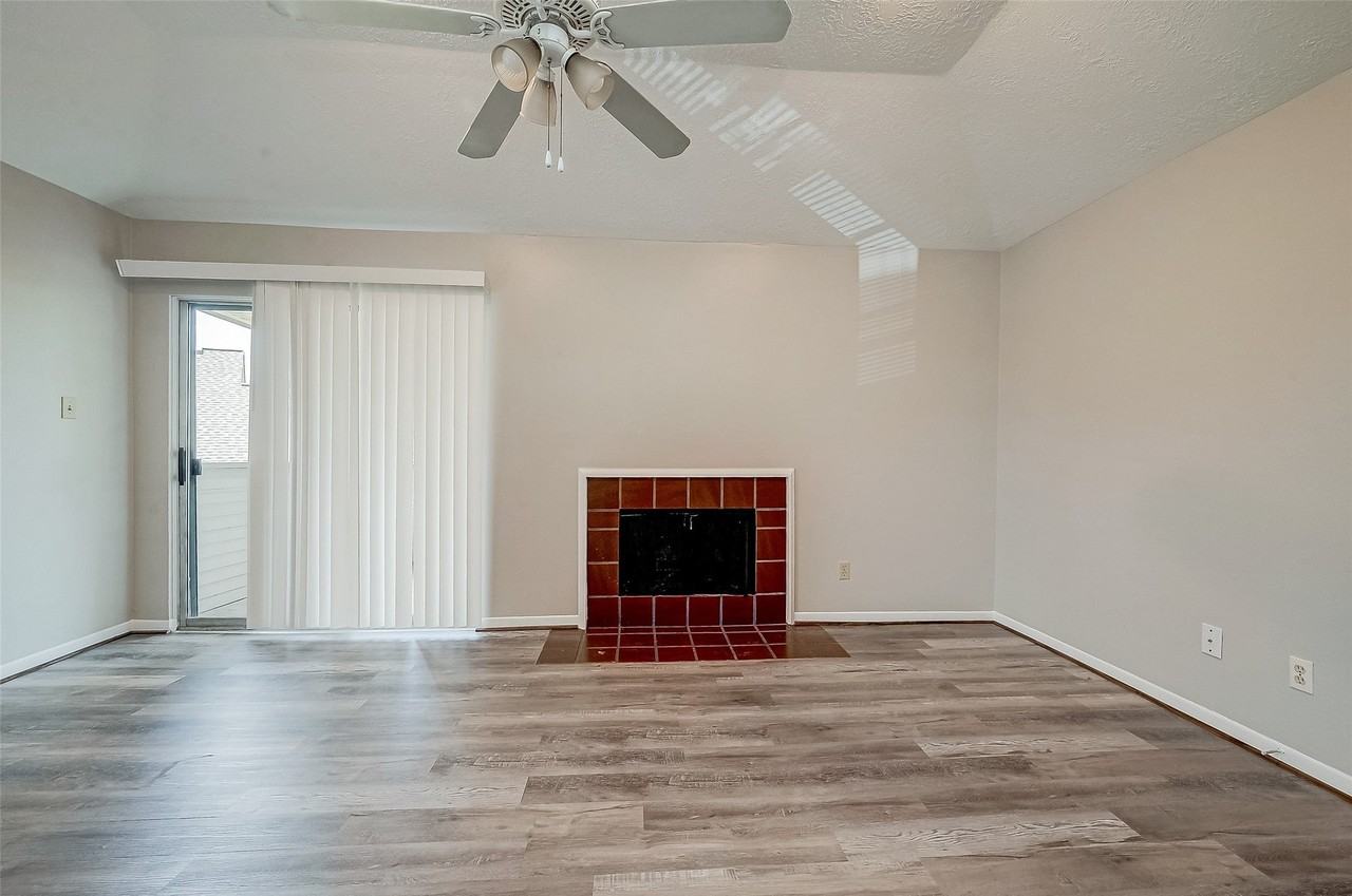 11503 Meadow Ln - Photo 6 of 39