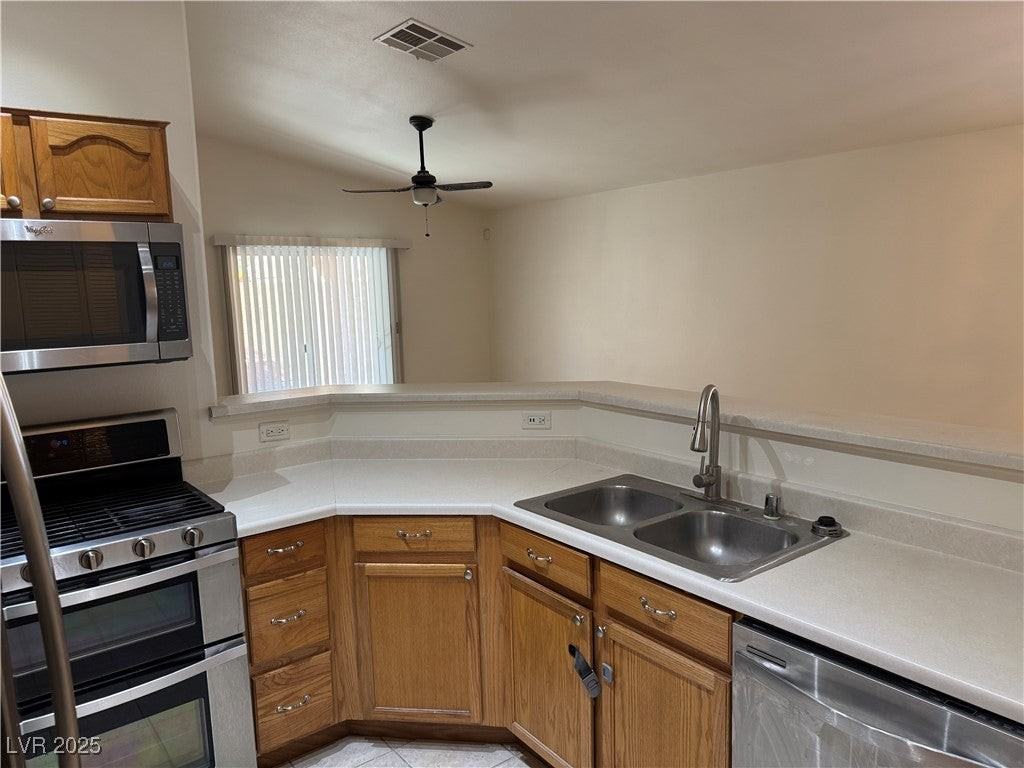 5210 Jewel Canyon Drive - Photo 7 of 18