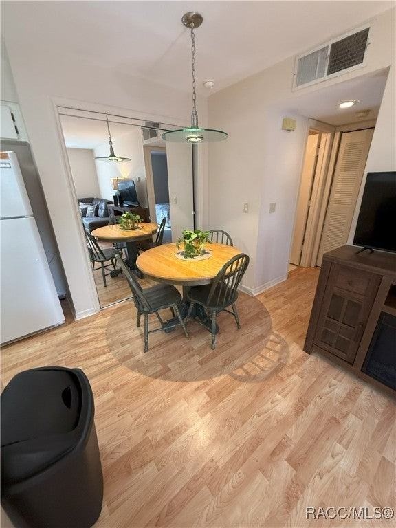 853 Southeast Mayo Drive - Photo 4 of 19