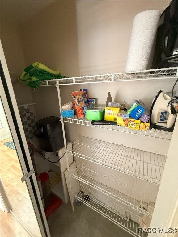 853 Southeast Mayo Drive - Photo 6 of 19