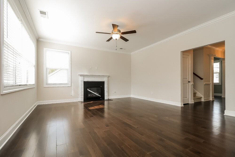 190 Grey Hawk Dr - Photo 4 of 17