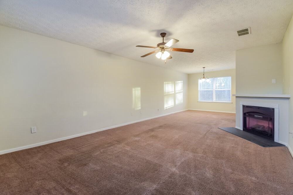 100 Wexford Way - Photo 5 of 17