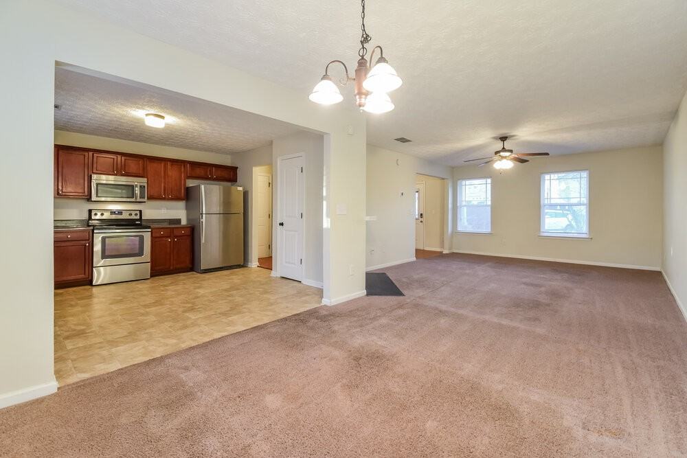 100 Wexford Way - Photo 6 of 17