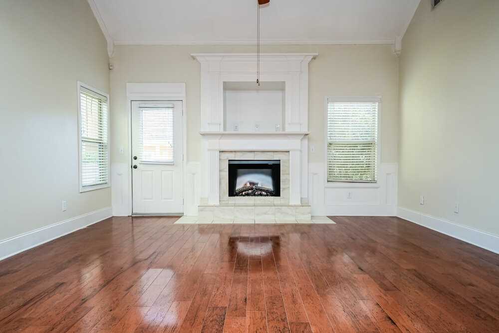 104 Society St - Photo 4 of 17