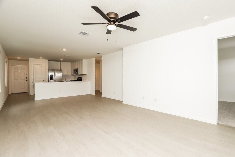 11541 Chestnut Rose - Photo 5 of 17