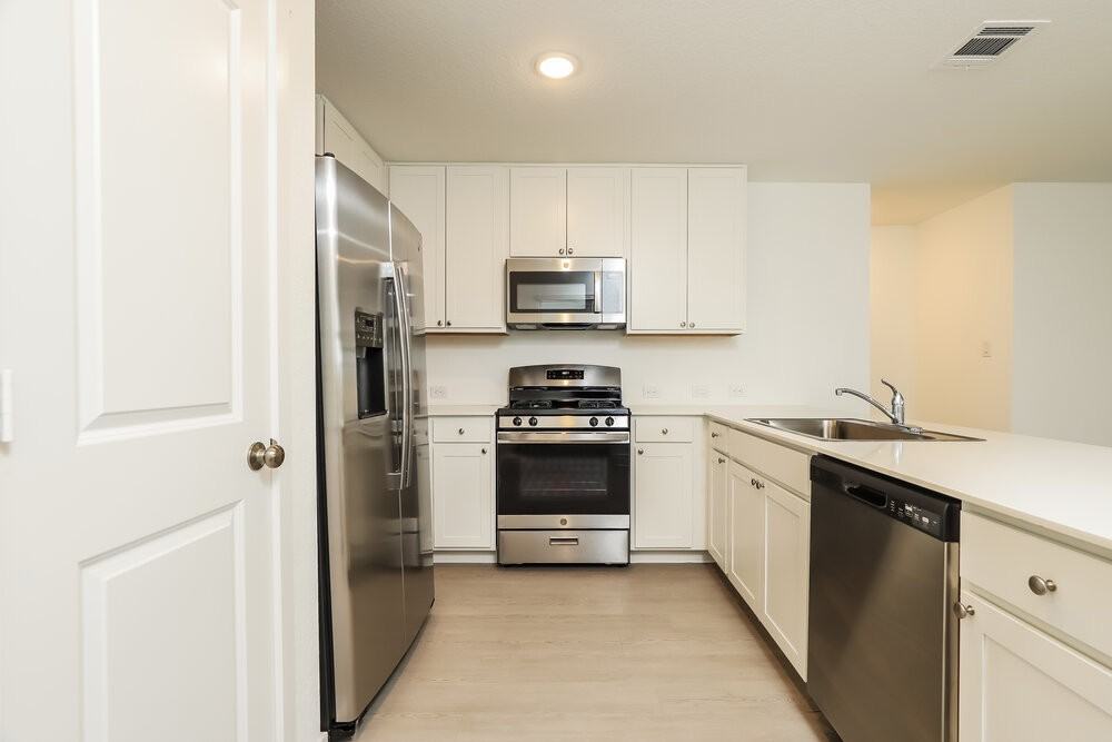 11541 Chestnut Rose - Photo 7 of 17