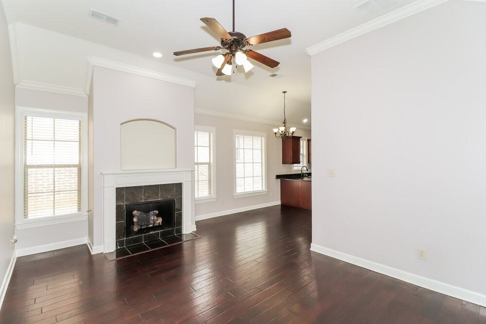 6832 Lagrange Grove Dr - Photo 4 of 16
