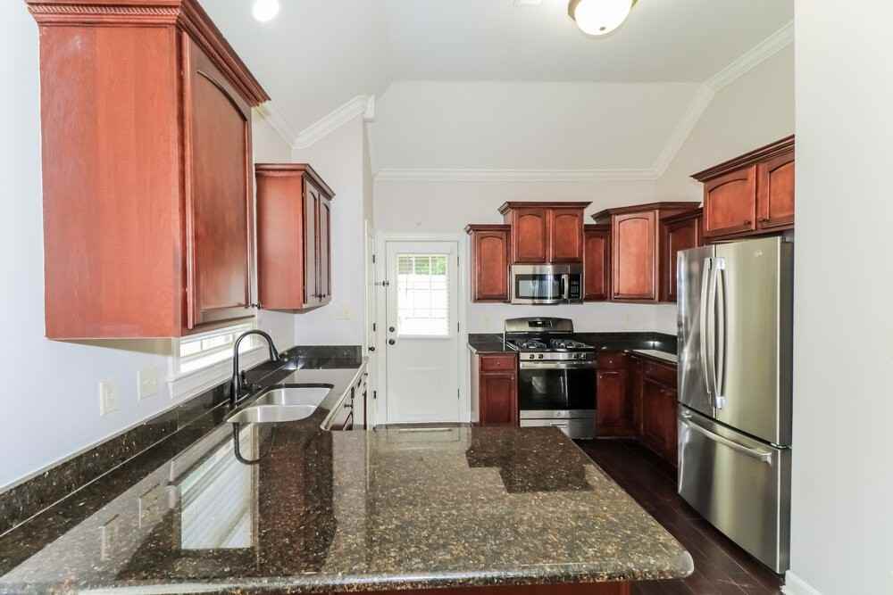 6832 Lagrange Grove Dr - Photo 7 of 16