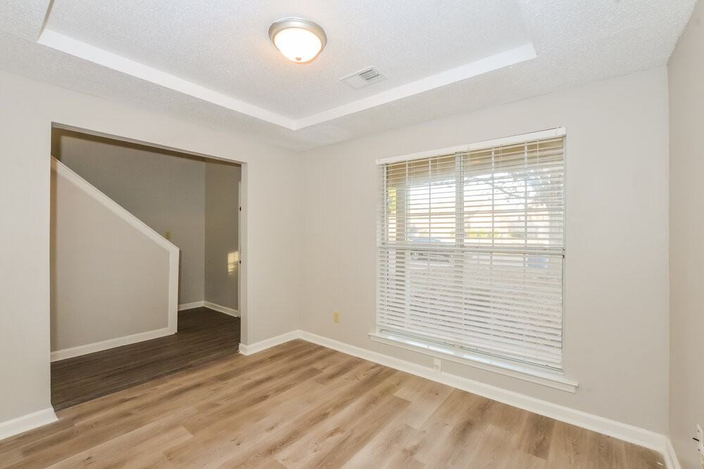 1401 Carlton Ridge Drive - Photo 7 of 17