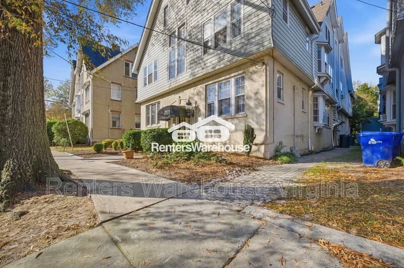 1111 Colley Ave #5 - Photo 3 of 28