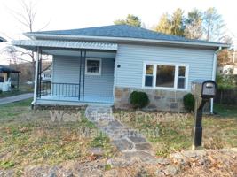 featured image of 417 Montana Street