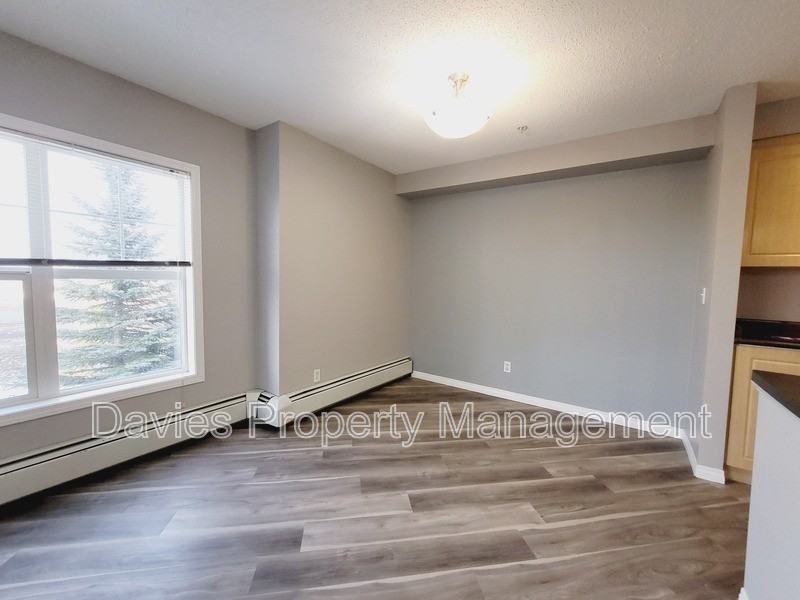 622 Mcallister Loop SW #306 - Photo 6 of 15