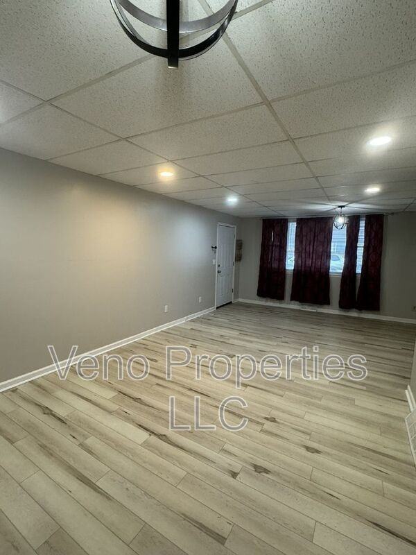 34 Congress St #1 - Photo 4 of 14