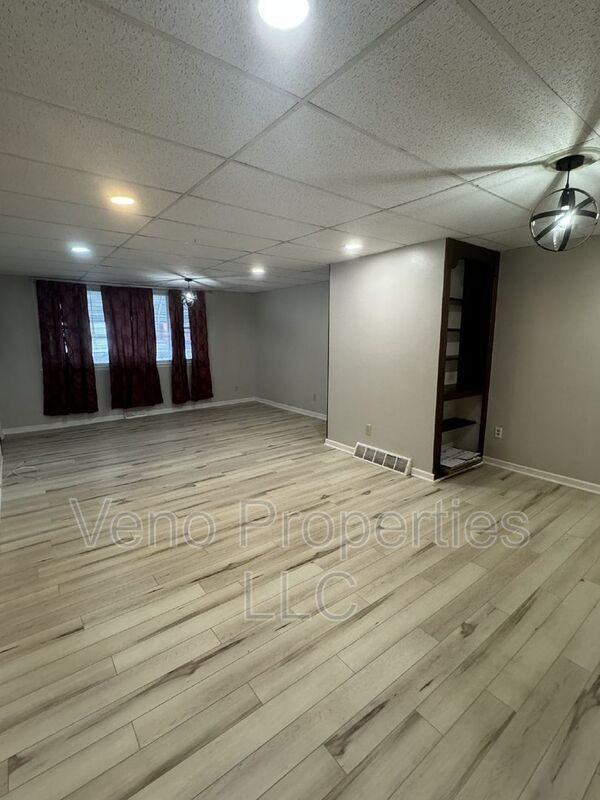 34 Congress St #1 - Photo 5 of 14