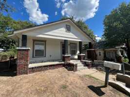 featured image of 409 N Lincoln Ave